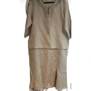 ESSENCE  Embroidered two piece set